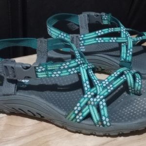 Skechers Womens Reggae Loopy Green Floral Sport Sandals